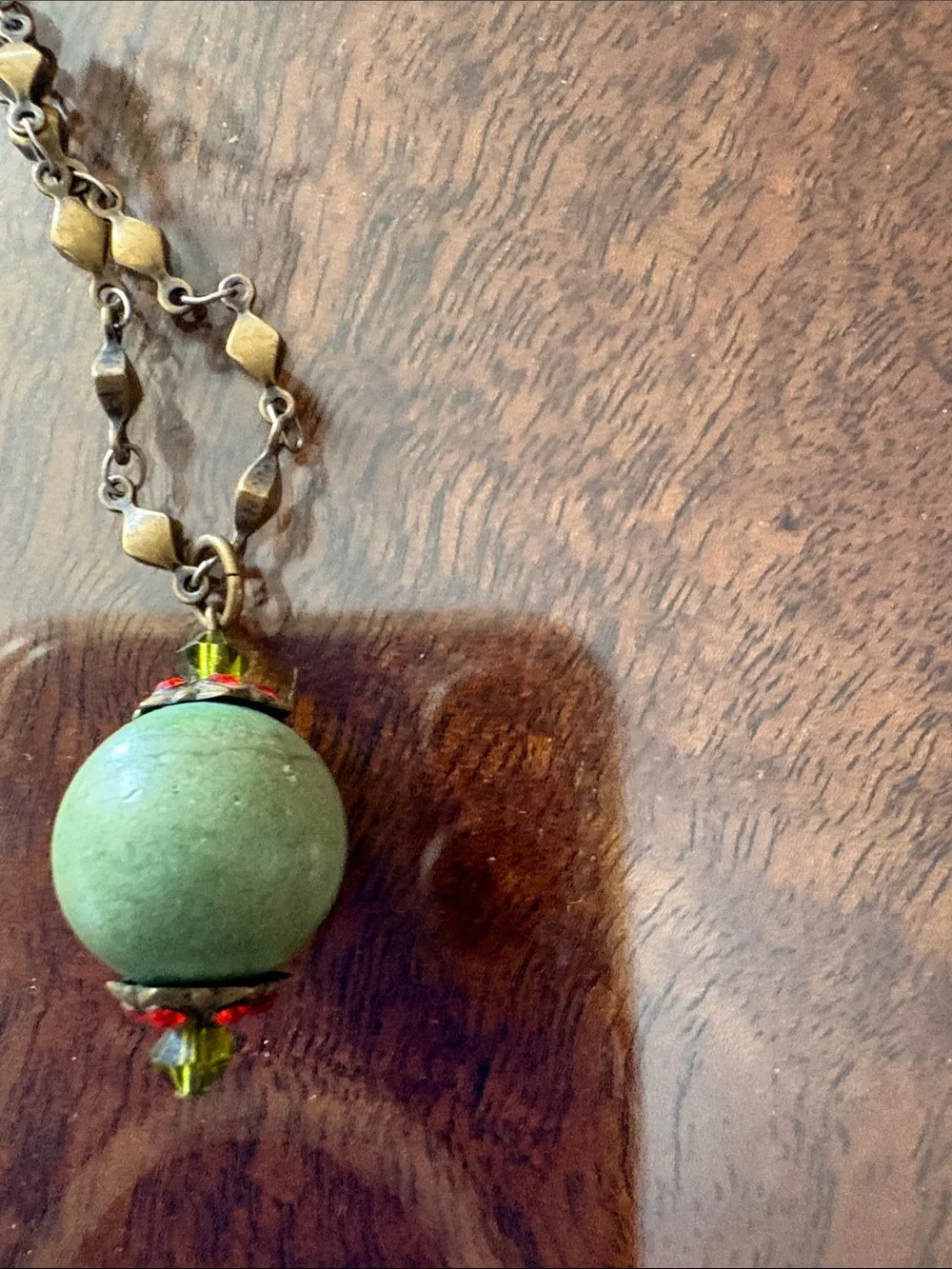 Vintage Green Bead Pendant Necklace - Women Jewelry